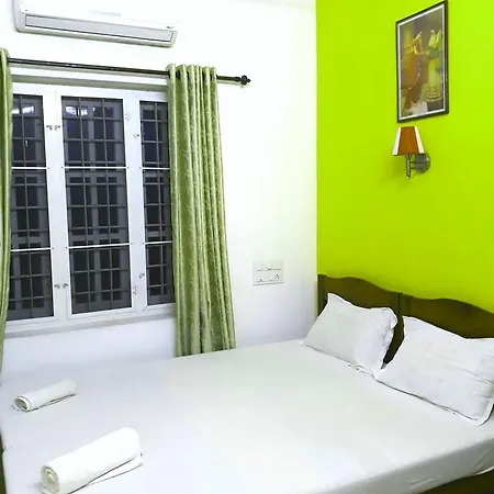 Seaway'S Inn Kochi Exterior photo