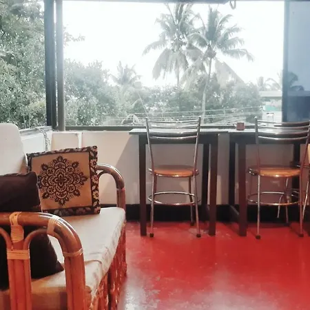 Seaway'S Inn Kochi Exterior photo