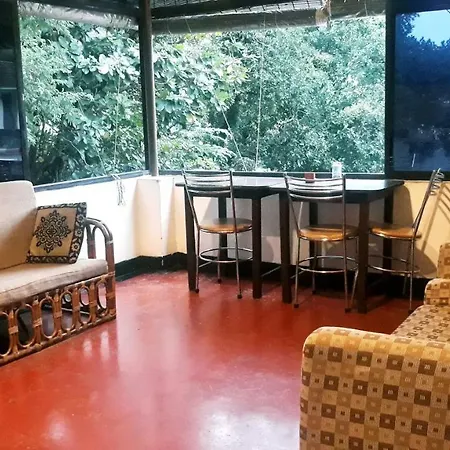 Seaway'S Inn Kochi Exterior photo